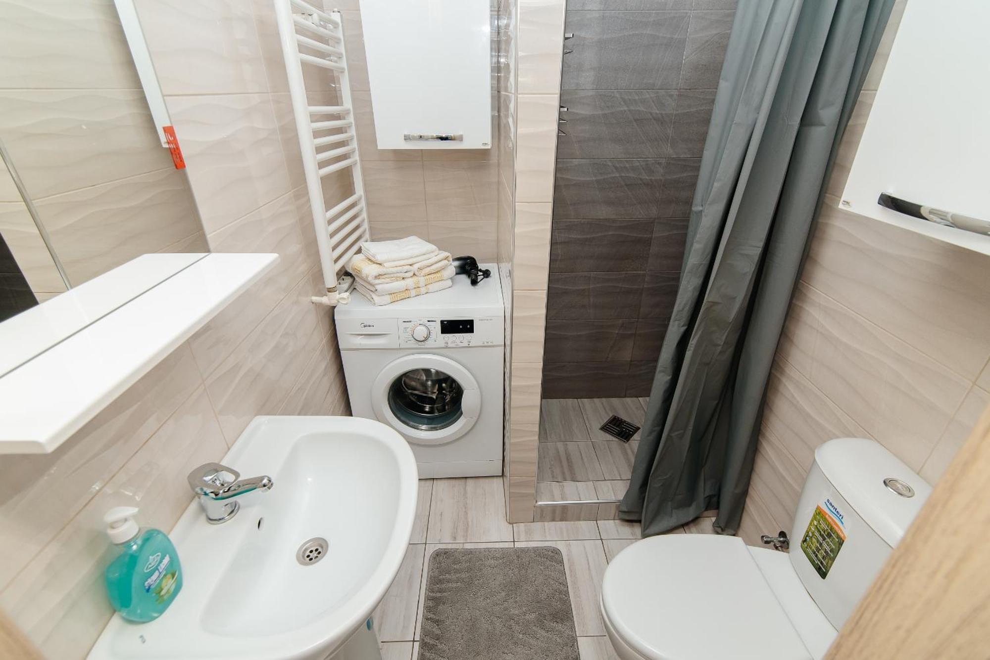 Luxrent Lägenhet Chişinau Exteriör bild
